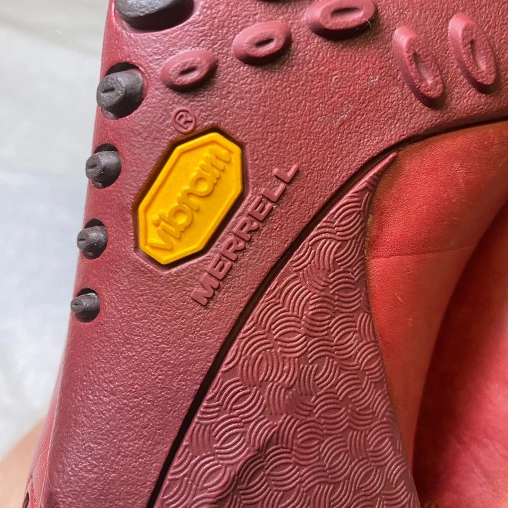 Merrell Meta Stretch Barn Red Slip On Shoes Women's US 8.5 Vibram Leather